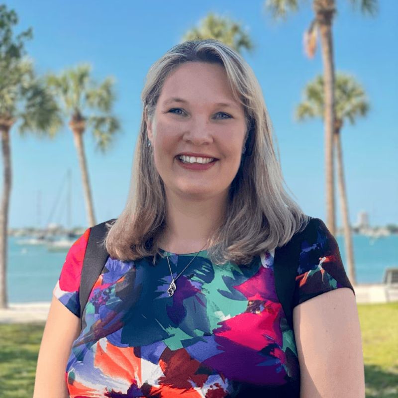 photo of an audiologist